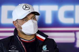 Valtteri Bottas fecha com Alfa Romeo para a próxima temporada da Fórmula 1