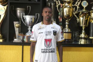 Matheus Alessandro, ex-atacante do Fluminense, é o novo reforço do Volta Redonda